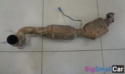 Приемная труба глушителя от Lincoln Navigator 2002-2006