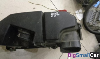 Корпус воздушного фильтра от Peugeot 407 2004-2011