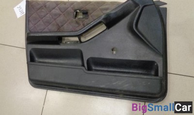 Обшивка двери передней левой (под механику) от Audi 80, 90 B3 1986-1991