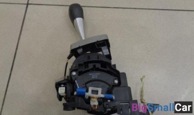 Кулиса РКПП (робот) от Toyota Corolla E150 2006-2013