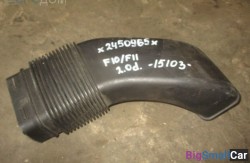 Воздуховод (13 Подготовка и регулир. рабочей смеси) 13718570133