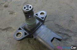 Датчик давления n63 (13 Подготовка и регулир. рабочей смеси) 13627560063