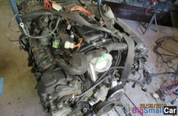 Топливная рампа n62 4.8 (13 Подготовка и регулир. рабочей смеси) 13537555761