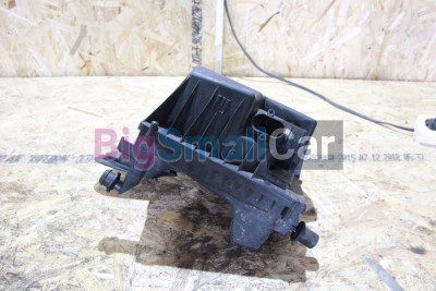 Корпус воздушного фильтра Opel Astra J 2009-2014